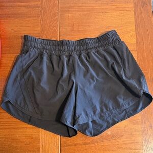 Lululemon Pace Breaker short 7” *lined